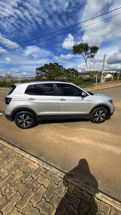 VOLKSWAGEN T-CROSS 1.0 200 TSI TOTAL FLEX SENSE AUTOMÁTICO